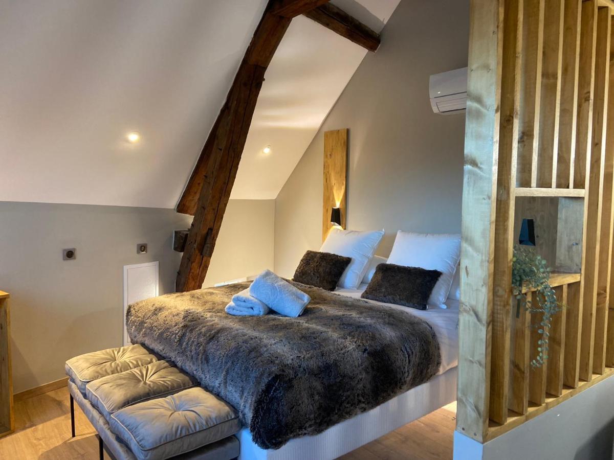 La Tour Yveline Bed & Breakfast โรม็อง-ซูร์-อีแซร์ ภายนอก รูปภาพ