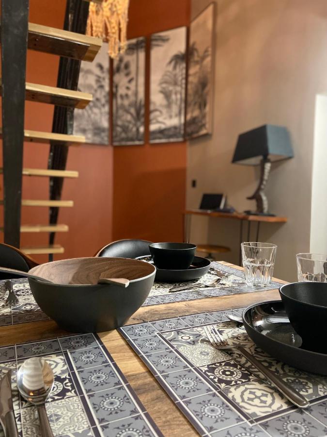 La Tour Yveline Bed & Breakfast โรม็อง-ซูร์-อีแซร์ ภายนอก รูปภาพ