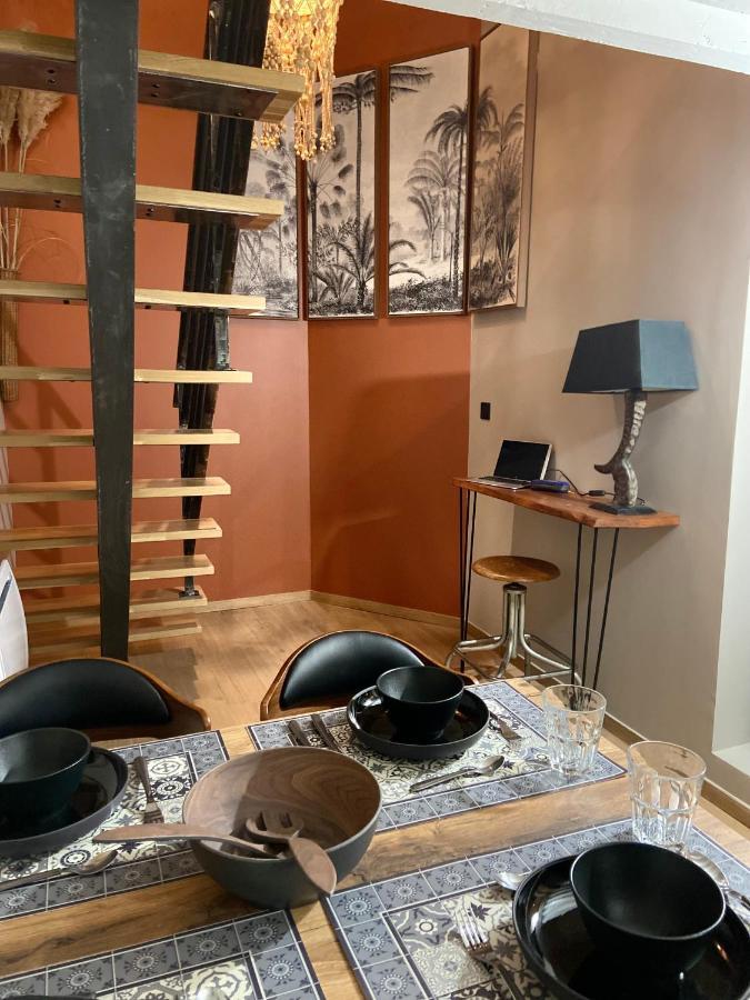 La Tour Yveline Bed & Breakfast โรม็อง-ซูร์-อีแซร์ ภายนอก รูปภาพ