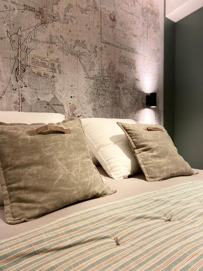 La Tour Yveline Bed & Breakfast โรม็อง-ซูร์-อีแซร์ ภายนอก รูปภาพ