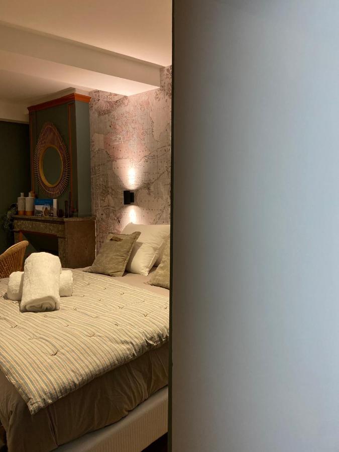 La Tour Yveline Bed & Breakfast โรม็อง-ซูร์-อีแซร์ ภายนอก รูปภาพ
