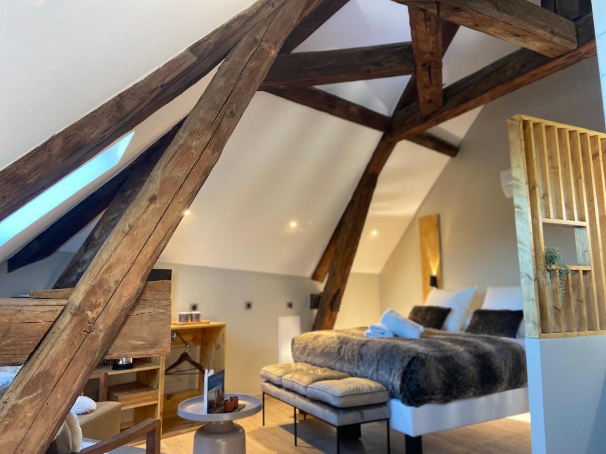 La Tour Yveline Bed & Breakfast โรม็อง-ซูร์-อีแซร์ ภายนอก รูปภาพ